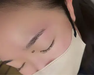 アイブロウ tres momokaの眉毛・アイブロウイメージ