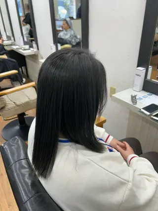 カラー kanon松戸所属・齊藤 礼華のヘアスタイル