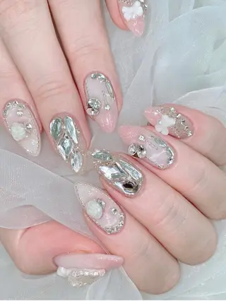 ネイル Lyna 池袋のネイルデザイン