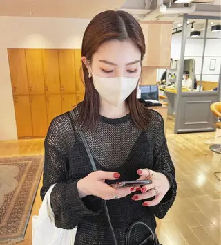 ミディアム ボブ/ハイトーン YUIのヘアスタイル