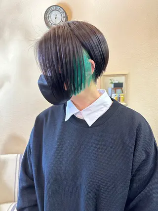 ショート カラー 由谷 祥伍のヘアスタイル