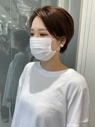 ショート ウルフカット／吉村 桃子のヘアスタイル