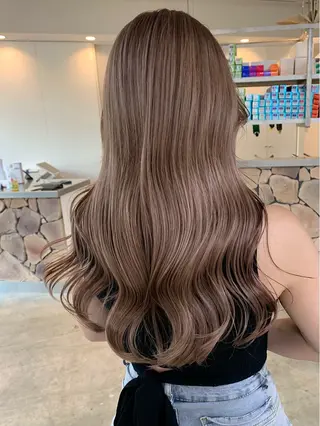 カラー truck所属・カラーリスト Maiのヘアスタイル