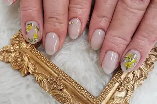 ネイル 花田 茜のネイルデザイン