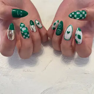 ネイル mayu 𓃠のネイルデザイン