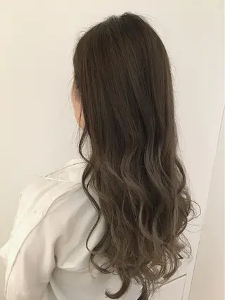カラー レイヤーカット 早崎太生のヘアスタイル