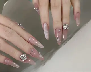 ネイル D-BEAUTY Nailsalonのネイルデザイン