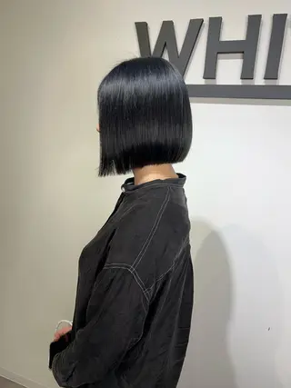 ミディアム RAISE by_WHITEのヘアスタイル