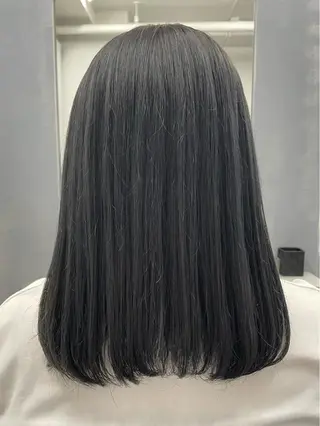 カラー 透明感♡くすみカラー shiori/小岩のヘアスタイル