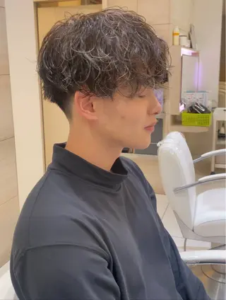 ショート 新宿/韓国レイヤー/ 顔まわり/メンズヘアのヘアスタイル