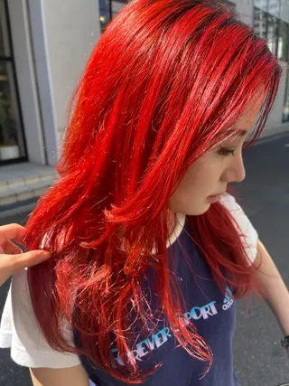 セミロング カラー cache horie所属・ミワ ハナのヘアスタイル