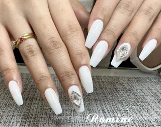 ネイル Romine アイラッシュ&ネイルのマツエク・マツパデザイン