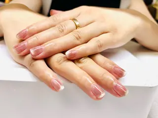 ネイルサロンエーナイン本店所属・もろずみ あやのネイルデザイン