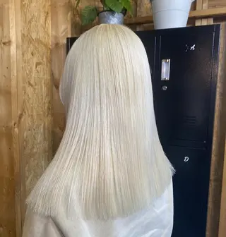 セミロング 💕モテベージュ 🧡NANAKO🧡のヘアスタイル