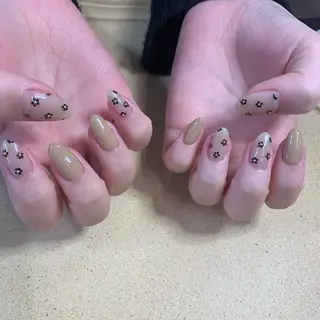 ショート カラー ネイル emanon 新宿東口店所属・nailist akariのネイルデザイン