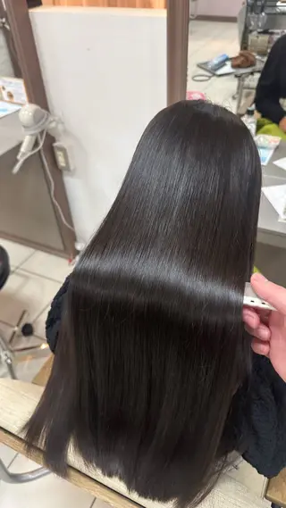 ロング 髪質改善/縮毛矯正 /Yushinのヘアスタイル