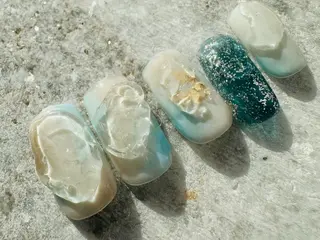 ネイル 黒須莉奈 IRYのネイルデザイン