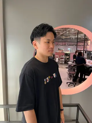 ショート パーマ メンズ 石塚 健汰のヘアスタイル