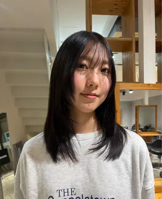 カラー HIKARIS所属・透明感/くすみカラー yukinaのヘアスタイル