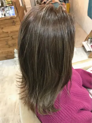 セミロング Luuna所属・Luuna hair loungeのヘアスタイル