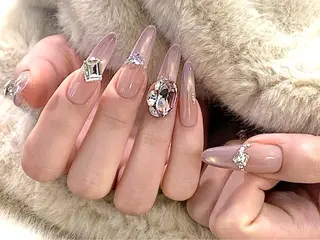 ネイル Dark honey池袋店所属・佐藤 アリアのネイルデザイン