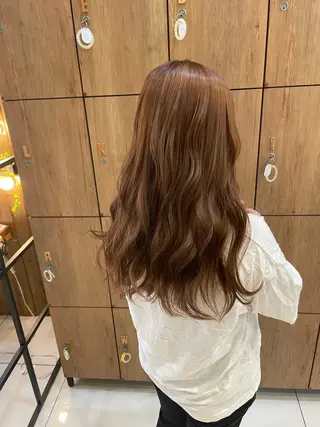ロング カラー 透明感color吉田 沙羅のヘアスタイル