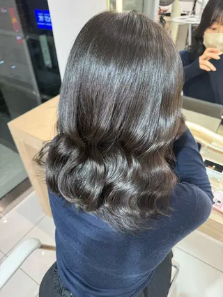 ミディアム 韓国レイヤー/ 顔まわり/西野和裕のヘアスタイル