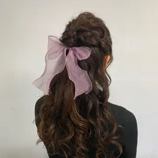 ロング ウスイマイコ カット/ケアカラーのヘアスタイル