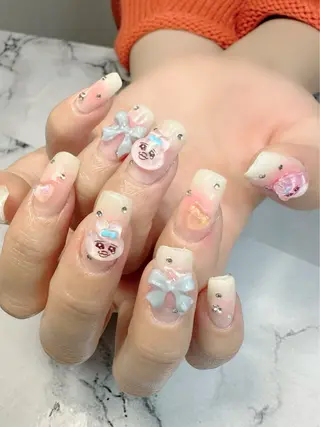 ネイル 新山 聖のネイルデザイン