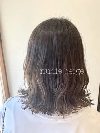 ミディアム カラー ぱつっとボブ/ 小野あかねのその他イメージ