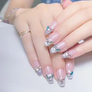 ネイル Queens みなみのネイルデザイン