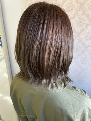 ミディアム ヒヨシ ルナのヘアスタイル