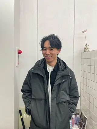 ミディアム パーマ 関 京磨のヘアスタイル