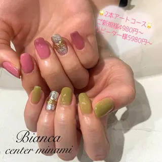 ネイル Bianca KIKUTIHARAのネイルデザイン