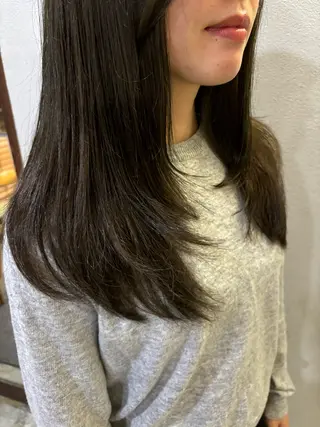 セミロング カラー mono / Manatoのヘアスタイル