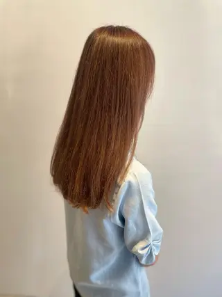 ロング 髪質改善✨透明感カラ ー🌈シエルブルーのヘアスタイル