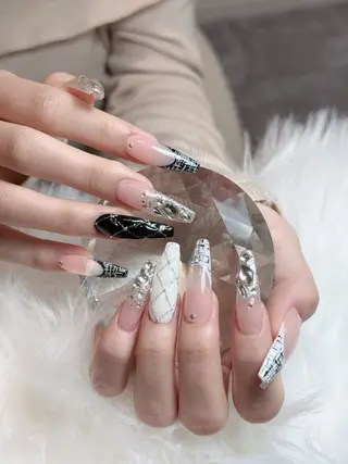 ネイル Julli NailStudioのネイルデザイン