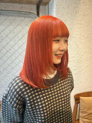 ミディアム カラー ハイトーン/レイヤー ハッシュカット/牧原のヘアスタイル