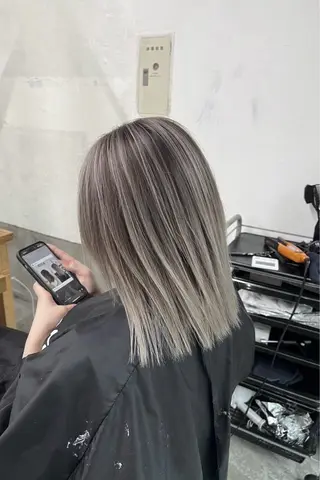 ミディアム カラー ROBIN所属・指名数No.1 /NAOYAのヘアスタイル