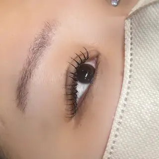 マツエク・マツパ シュモレフェリーク所属・🍑 MOMOのマツエク・マツパデザイン