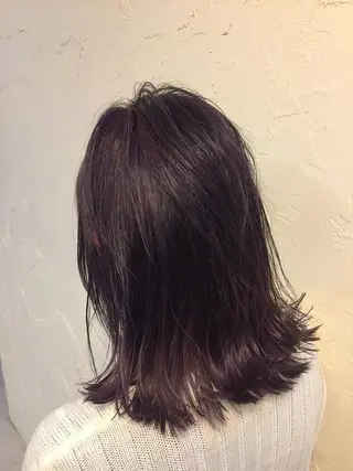 ミディアム 韓国レイヤー外国人風 透明感カラー髪質改善のヘアスタイル