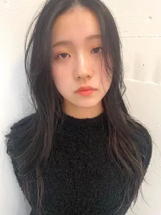 カラー ブリーチカラー🎀 韓国風/寺門美優のヘアスタイル