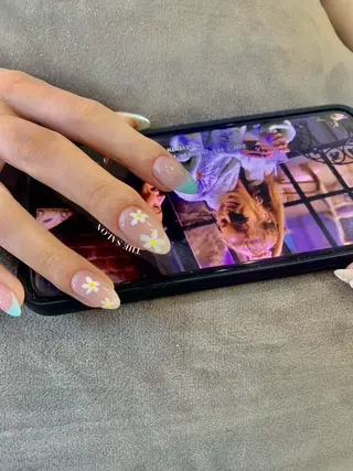 ネイル Threee所属・Threee. Misakiのネイルデザイン