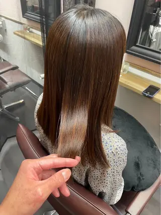 ロング ︎︎☁ティセラ︎︎☁ カット+カラー🩵のヘアスタイル