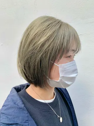 ミディアム カラー よしだ とおいのヘアスタイル