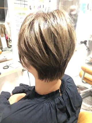 ショート 田辺 黎花のヘアスタイル