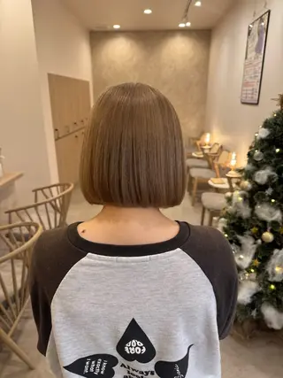 ショート カラー りん/ハイトーン💖 🌈髪質改善✨️浜松のヘアスタイル