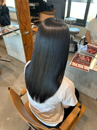 カラー tote. 成瀬晃のヘアスタイル