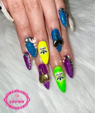 ネイル CROWN プライベートサロンのネイルデザイン