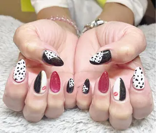 ネイル amour所属・amour ERIKAのマツエク・マツパデザイン